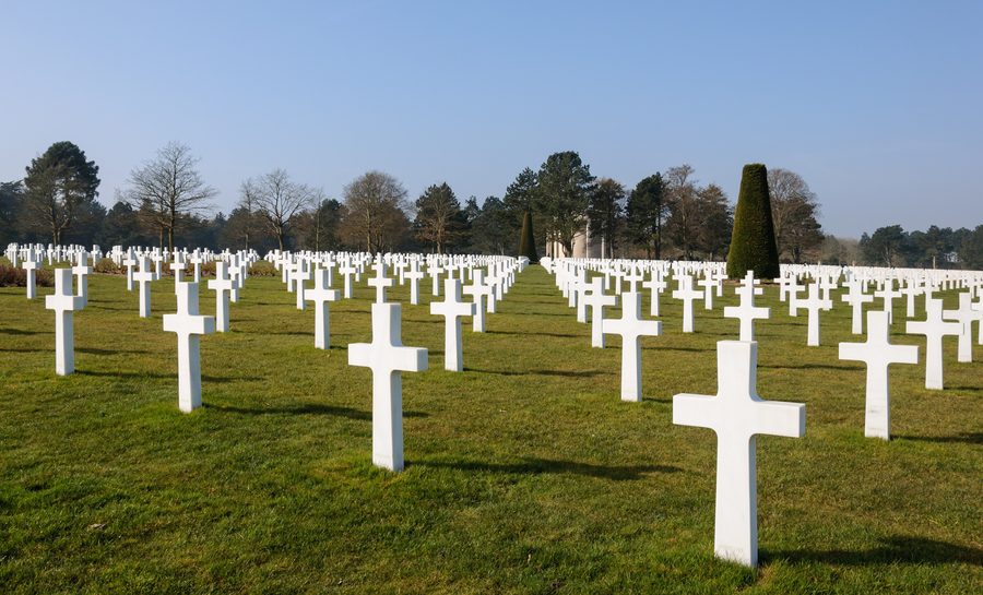 Normandy American Cemetery in Colleville-sur-Mer oberhalb von Omaha Beach