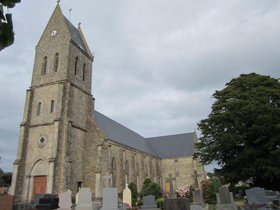 Außenansicht der Église Saint-Marcouf in Saint-Jacques-de-Néhou