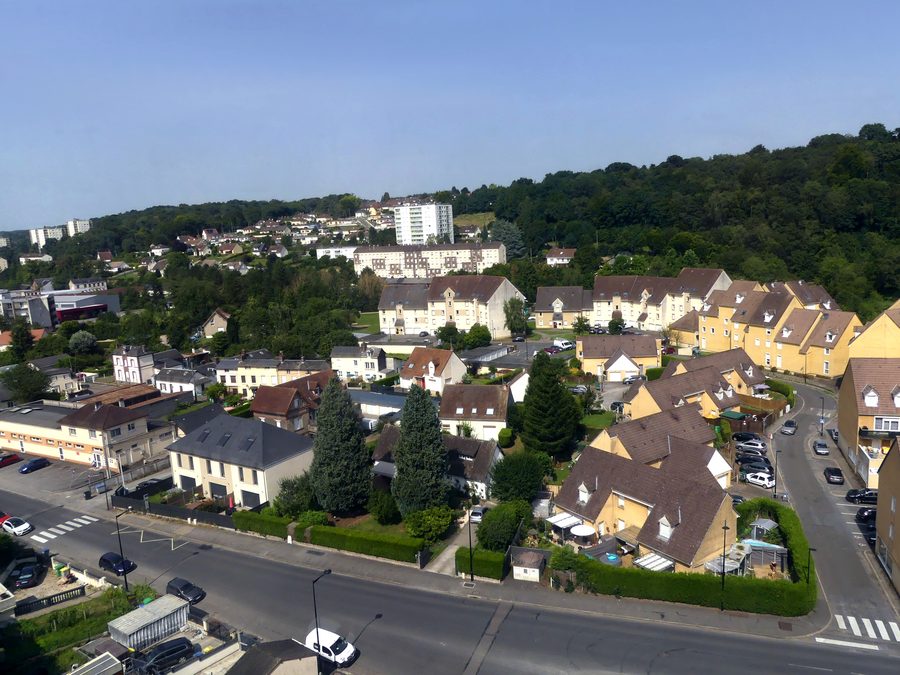 Vue de Barentin depuis le viaduc ferroviaire