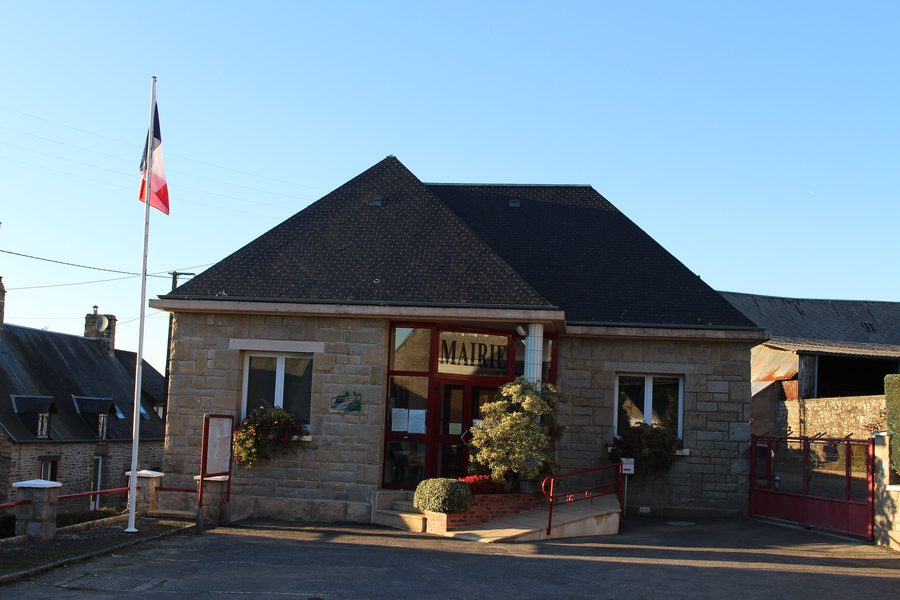 Rathaus von Saint-Brice-de-Landelles im Département Manche