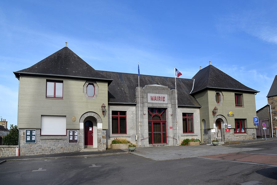 Rathaus von Saint-Pois im Département Manche in der Normandie