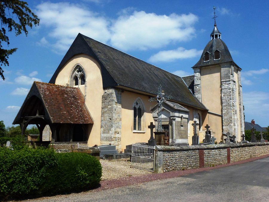 Kirche Saint-Saturnin in Piencourt im Département Eure