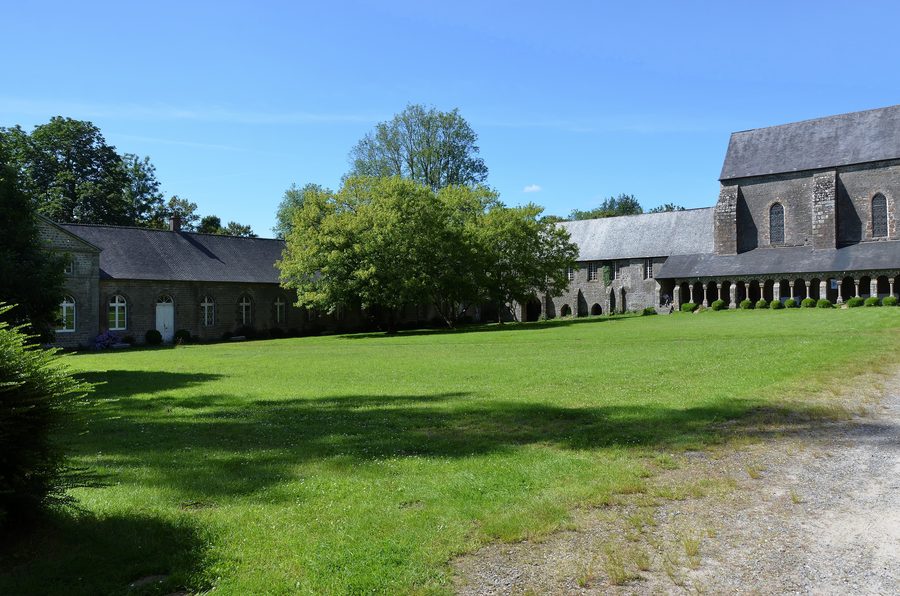 Abbaye Blanche in Mortain im Département Manche