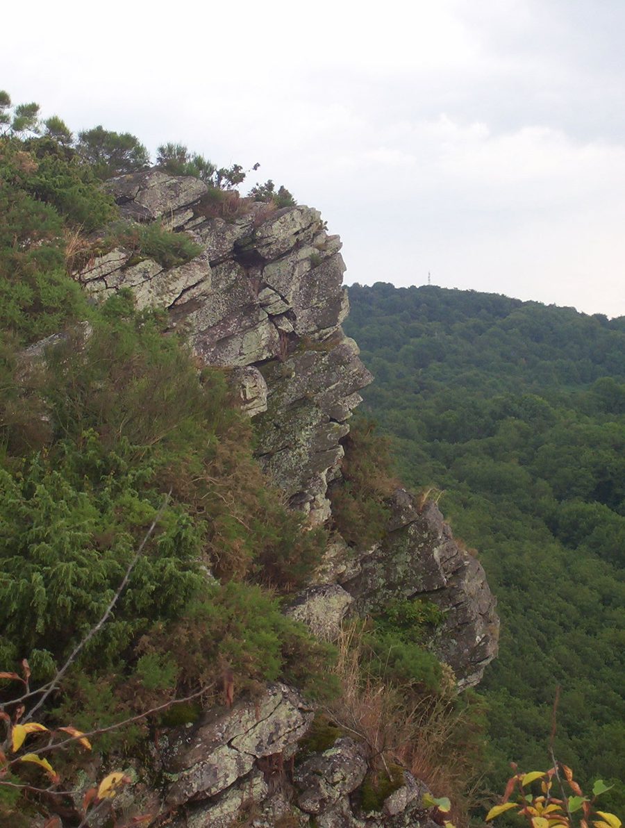 Roche d’Oëtre in der Suisse Normande bei Saint-Philbert-sur-Orne