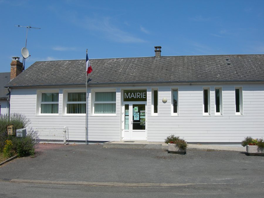 Mairie de Saint-Louet-sur-Vire, Manche, Normandie, France