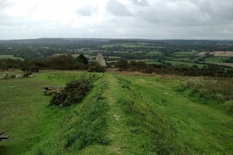 Vue depuis le mont Doville sur le pays de la Haye-du-Puits