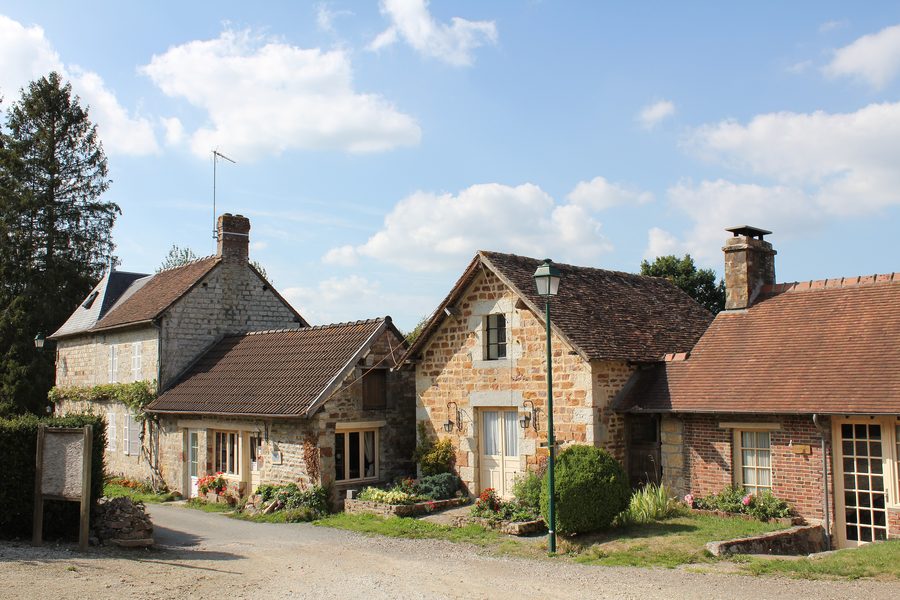 Prieuré Saint-Ortaire in Saint-Michel-des-Andaines