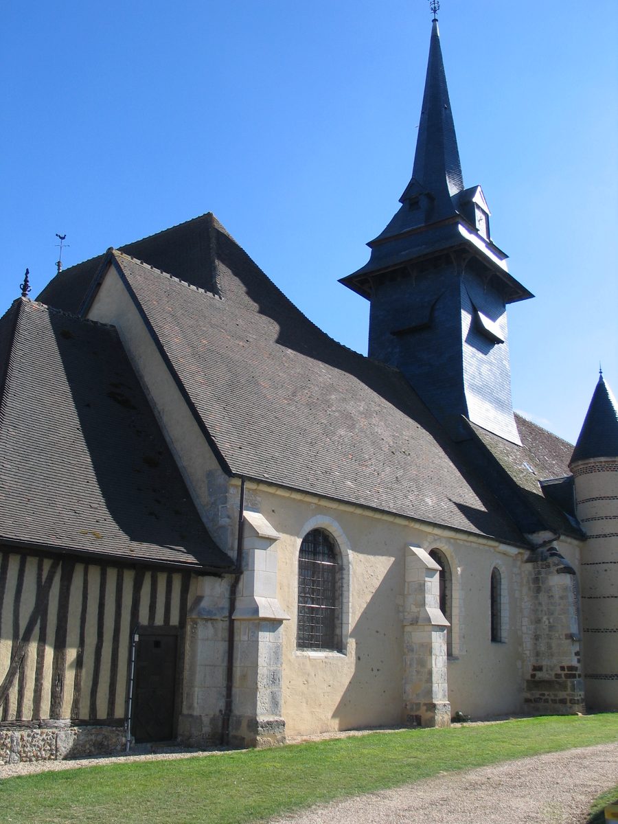 Vue de l'église Saint-Eloi au Fidelaire