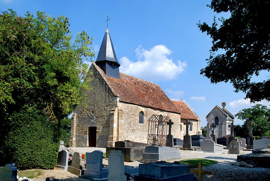 Église Saint-Maclou du Mesnil-Mauger dans le Calvados