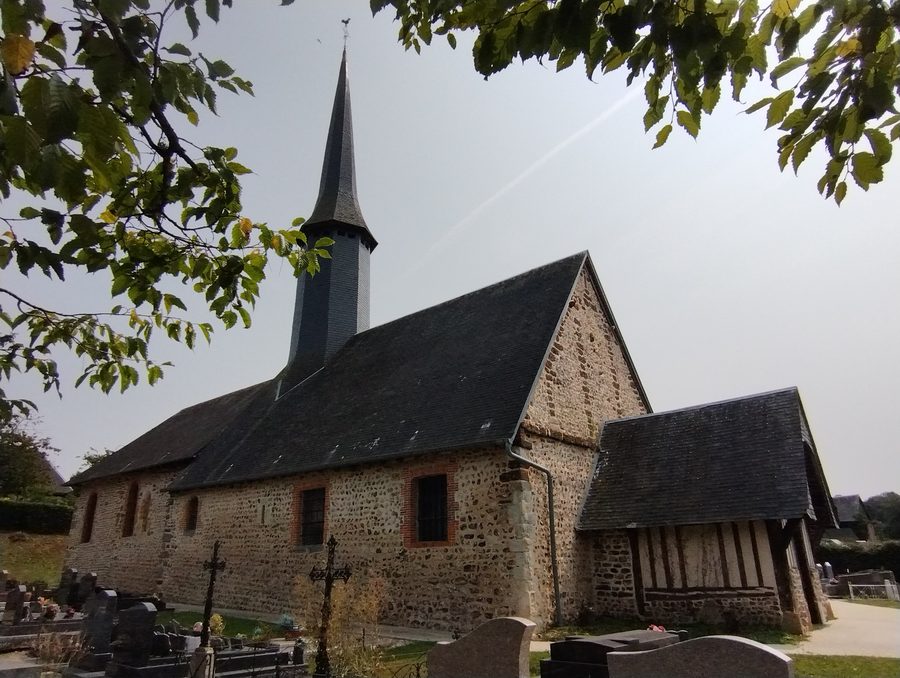 Kirche in Saint-Agnan-de-Cernières im Département Eure