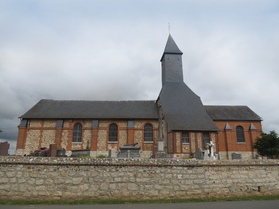Église Saint-Pierre de Fresne-le-Plan, du XVIIIe siècle