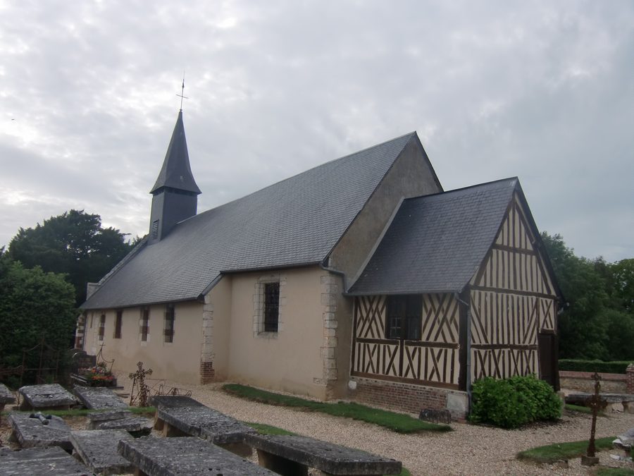 Kirche von Theillement im Département Eure in der Normandie