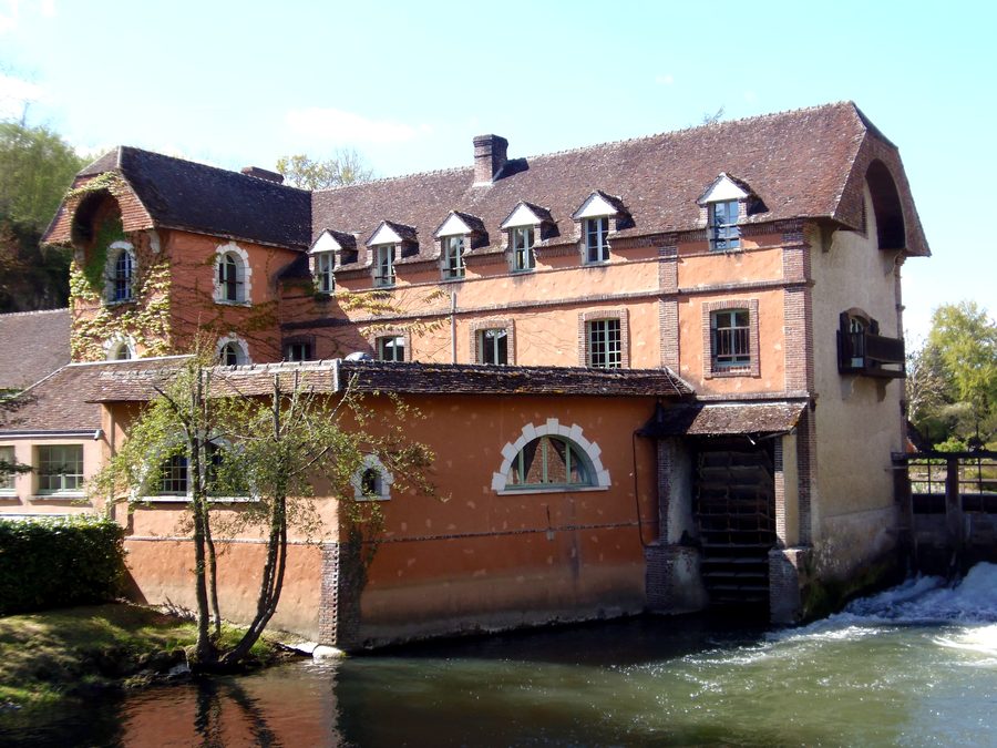 Ehemalige Mühle an der Huisne in Condeau, Normandie