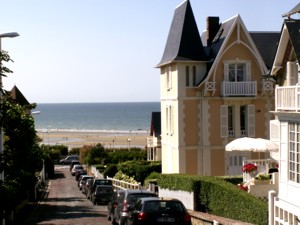 Hotel im Seebad in der Normandie